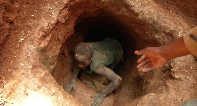 La cara B: La cara siniestra del cobalto La cara B: La cara siniestra del cobalto