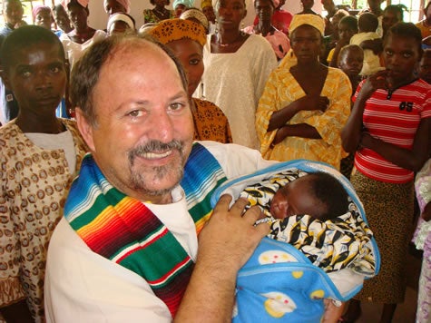 Pamplona en la Onda (26/01/15). Entrevistamos al misionero navarro José Luis Garayoa. Pamplona en la Onda (26/01/15). Entrevistamos al misionero navarro José Luis Garayoa.