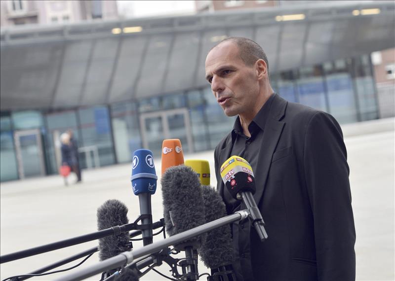 El Eurogrupo trata de cerrar un difícil acuerdo sobre el rescate y la deuda griega El Eurogrupo trata de cerrar un difícil acuerdo sobre el rescate y la deuda griega