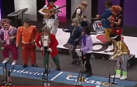 Carnaval de Cádiz: Los Súper pop ganan el Concurso de Agrupaciones 2015 Carnaval de Cádiz: Los Súper pop ganan el Concurso de Agrupaciones 2015