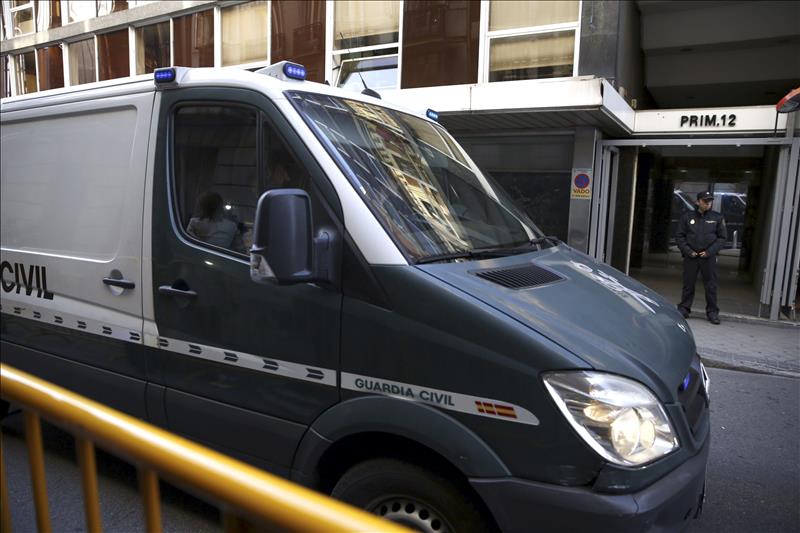 La Audiencia Nacional absuelve a los doce independentistas acusados de enaltecer a Resistencia Galega La Audiencia Nacional absuelve a los doce independentistas acusados de enaltecer a Resistencia Galega