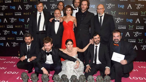Foto de familia de 'La Isla M&iacute;nima'