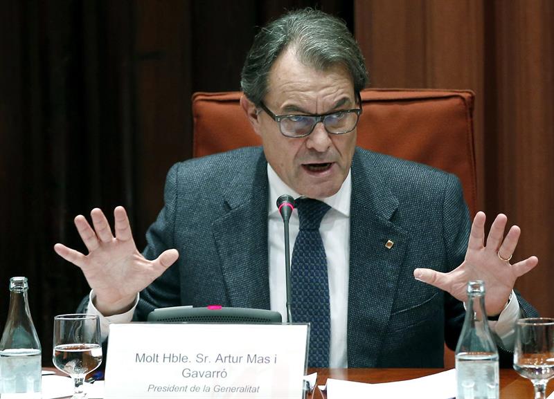 Artur Mas asegura que dará "un paso atrás" si pierde las elecciones del 27S Artur Mas asegura que dará "un paso atrás" si pierde las elecciones del 27S