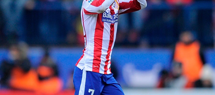 Griezmann aplaude al publico del Calderón Griezmann aplaude al publico del Calderón