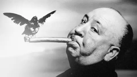 Todopoderosos: Hitchcock y una poca de gracia Todopoderosos: Hitchcock y una poca de gracia