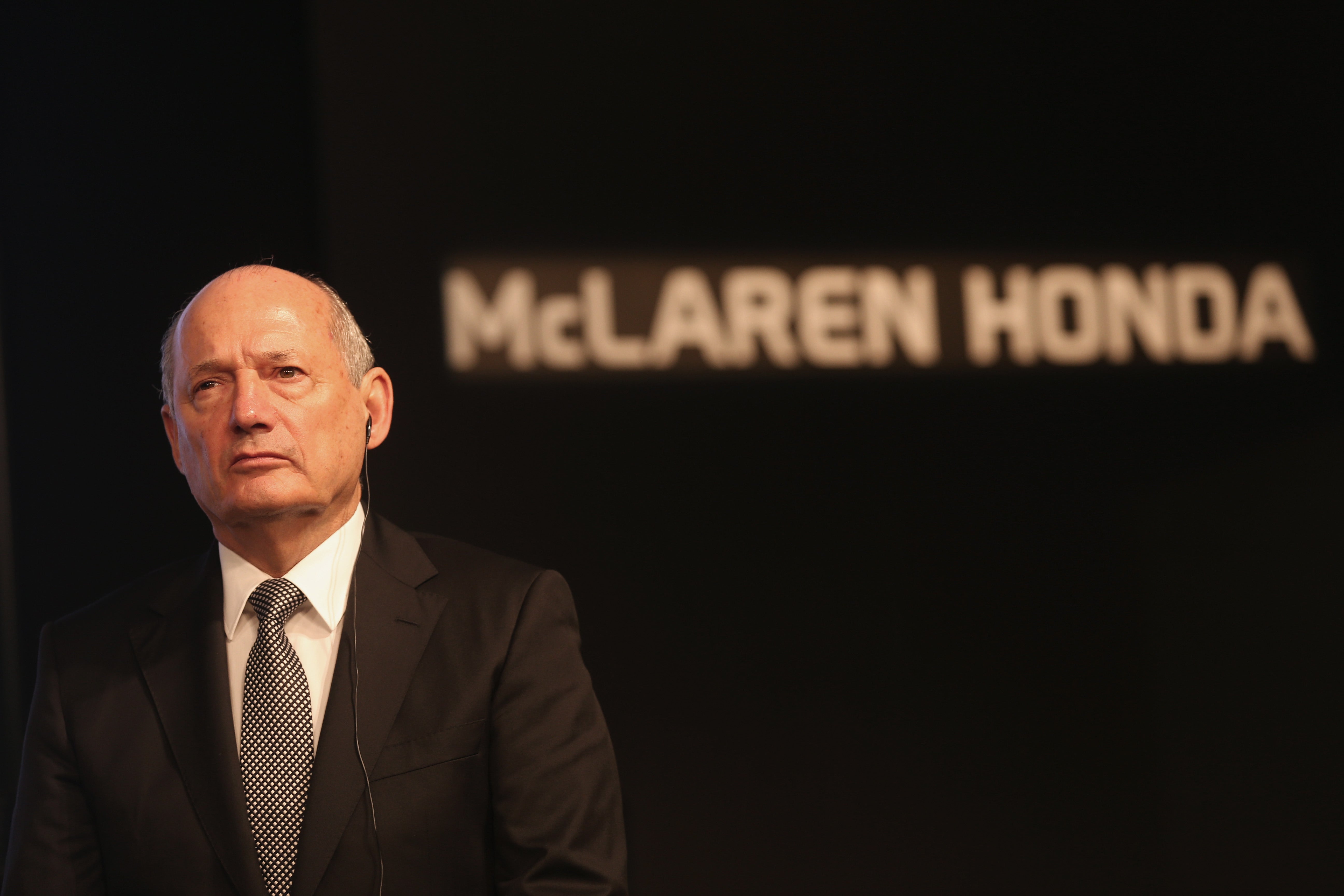 Ron Dennis deja de ser presidente de McLaren Ron Dennis deja de ser presidente de McLaren