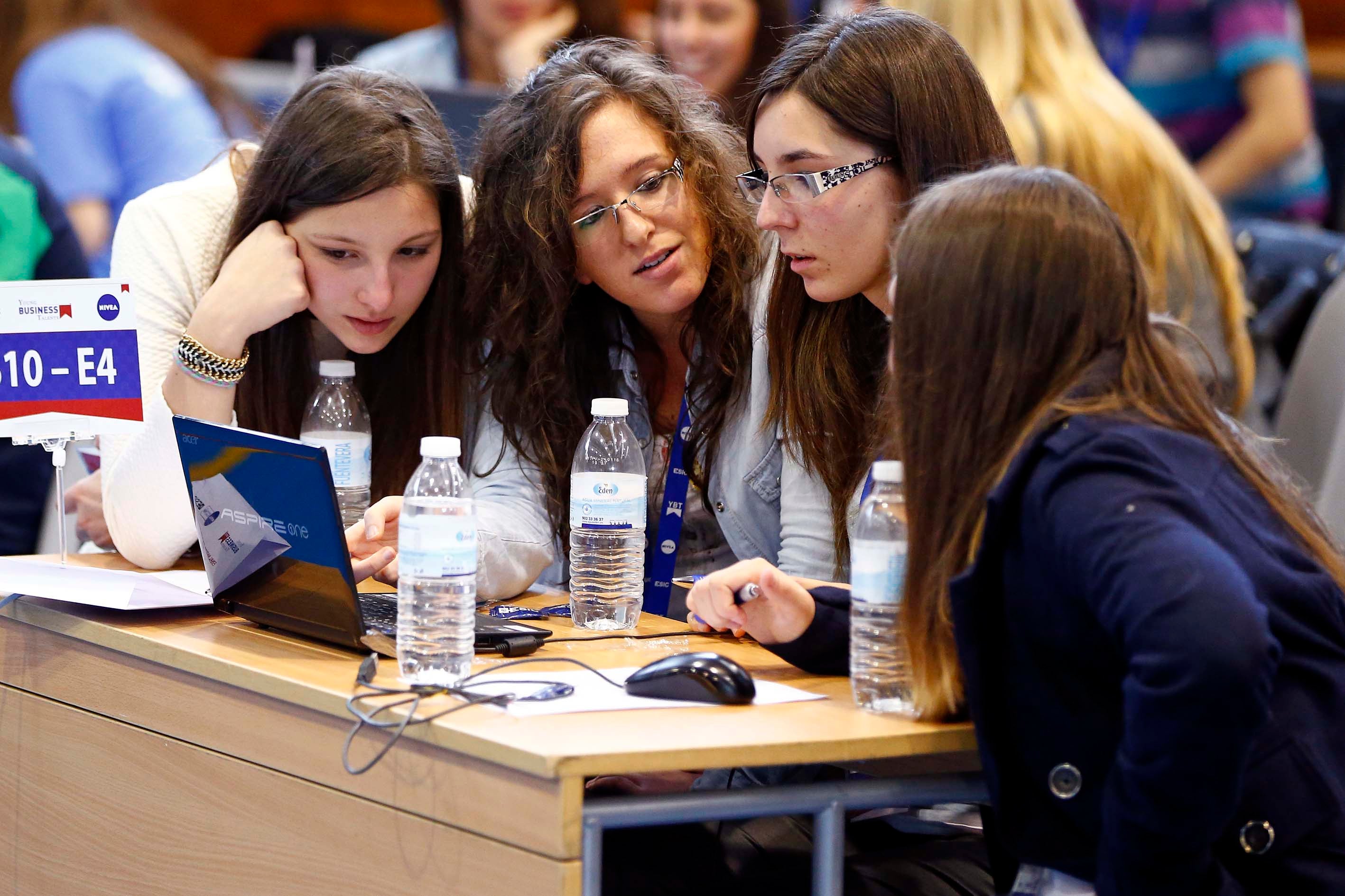 La OCDE ve insuficiente el gasto de España en activación laboral La OCDE ve insuficiente el gasto de España en activación laboral