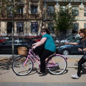 Moverse en bicicleta combate el sobrepeso