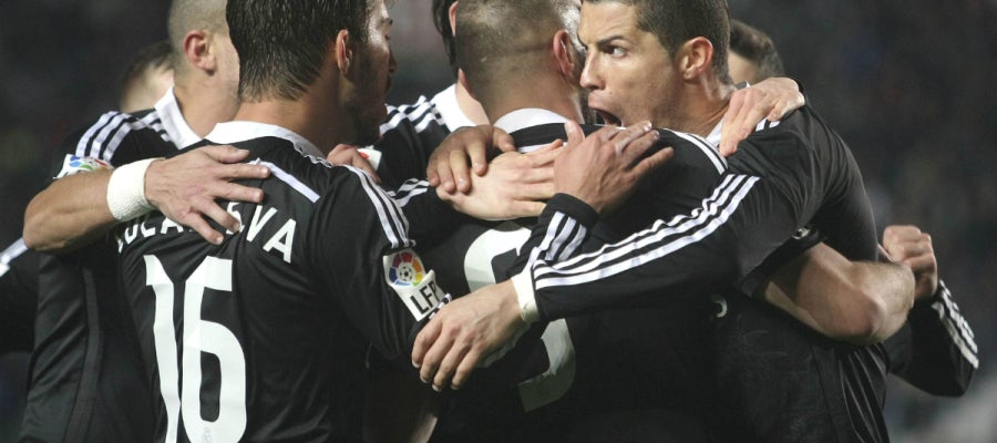 El Real Madrid celebra un gol de Cristiano El Real Madrid celebra un gol de Cristiano