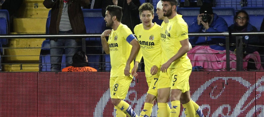 Vietto festeja un gol con sus compañeros Vietto festeja un gol con sus compañeros
