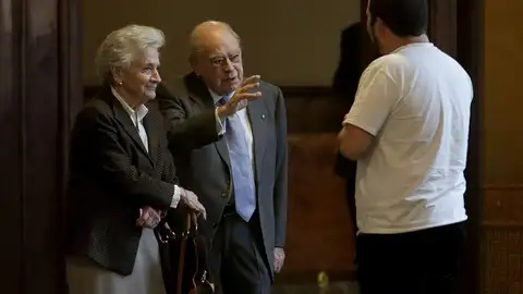 El expresidente de la Generalitat Jordi Pujol y su esposa Marta Ferrusola El expresidente de la Generalitat Jordi Pujol y su esposa Marta Ferrusola