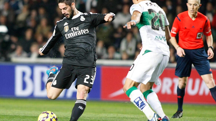 Isco, en acci&oacute;n en el Mart&iacute;nez Valero
