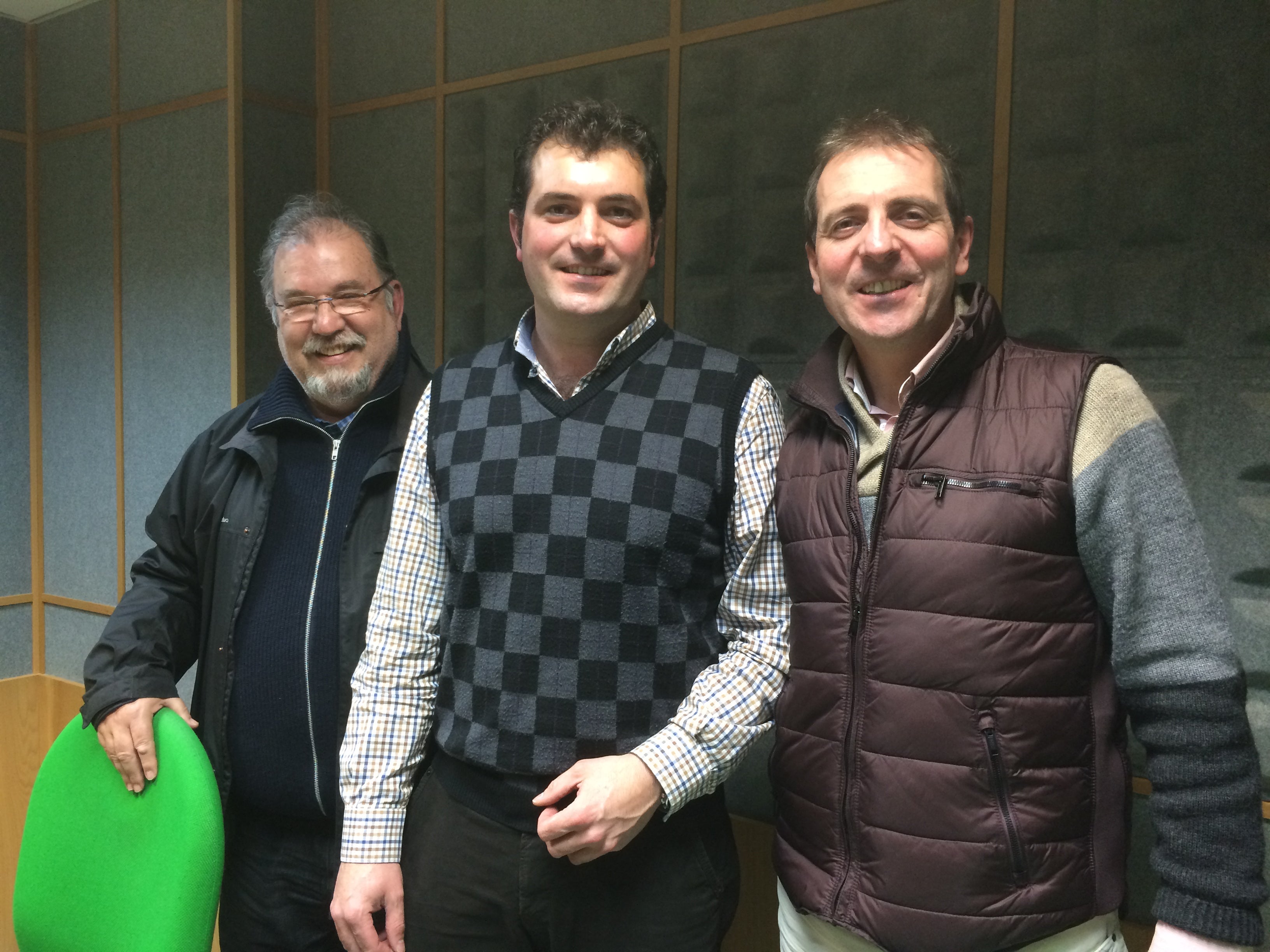 Aquí en la Onda. Navarra. En “Sopas con Onda” analizamos la situación del sector vitivinícola en nuestra comunidad con el presidente de la Denominación de Origen Navarra, David Palacios. Aquí en la Onda. Navarra. En “Sopas con Onda” analizamos la situación del sector vitivinícola en nuestra comunidad con el presidente de la Denominación de Origen Navarra, David Palacios.