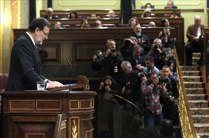 Mariano Rajoy: "La gran decisión de esta legislatura fue no pedir el rescate" Mariano Rajoy: "La gran decisión de esta legislatura fue no pedir el rescate"