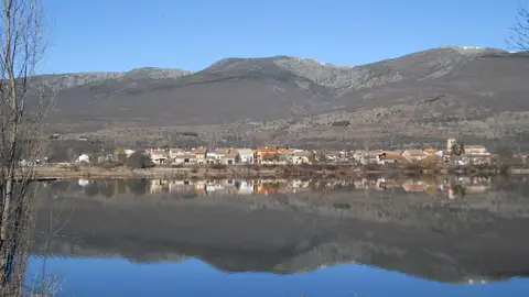 Pinilla del Valle Pinilla del Valle
