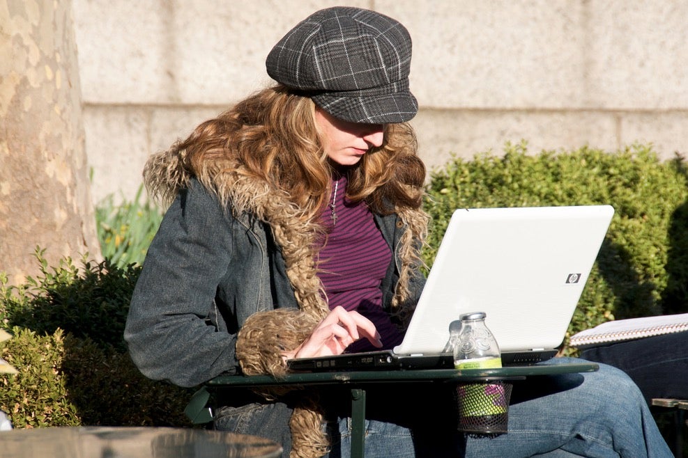 Una de cada cinco mujeres en España sufre abusos en las redes sociales Una de cada cinco mujeres en España sufre abusos en las redes sociales