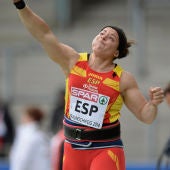 Úrsula Ruiz lanzando el peso en los europeos en pista cubierta de Praga