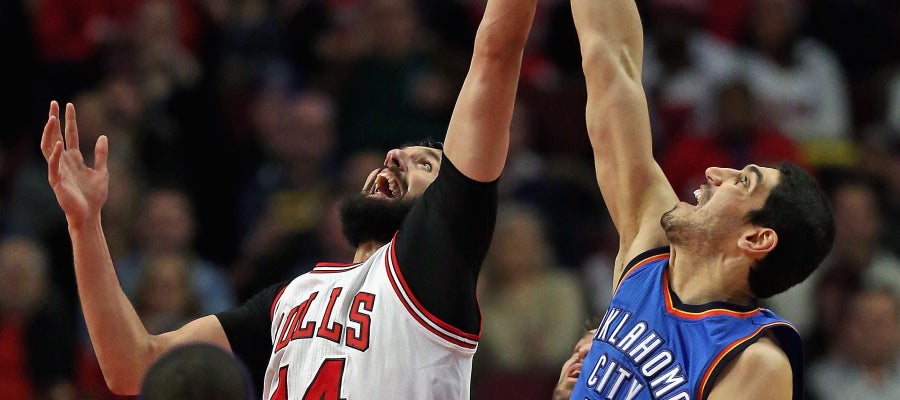 Nikola Mirotic gana el salto inicial ante Thunder Nikola Mirotic gana el salto inicial ante Thunder