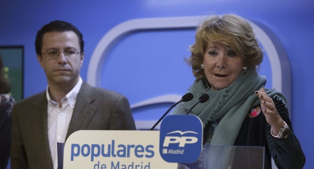 Aguirre confirma que no se presentará como candidata a presidir el PP de Madrid si sale elegida alcaldesa Aguirre confirma que no se presentará como candidata a presidir el PP de Madrid si sale elegida alcaldesa