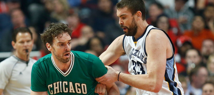 Pau Gasol se mide a su hermano Marc Pau Gasol se mide a su hermano Marc