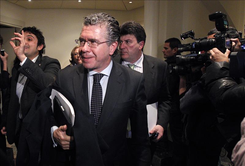 El juez cita a Granados el 11 de enero después de que pidiera declarar El juez cita a Granados el 11 de enero después de que pidiera declarar