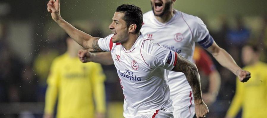 Vitolo, junto a su compañero Vicente Iborra, celebra su gol Vitolo, junto a su compañero Vicente Iborra, celebra su gol