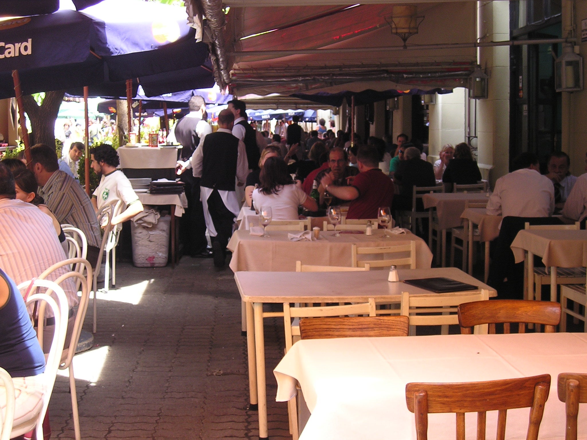 Chic & Cheap: Restaurantes de moda en Madrid episode artwork