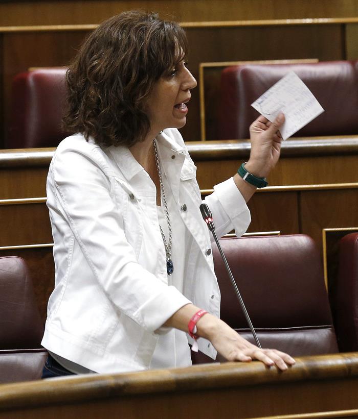 Dimiten cinco dirigentes de UPyD tras los malos resultados en Andalucía Dimiten cinco dirigentes de UPyD tras los malos resultados en Andalucía