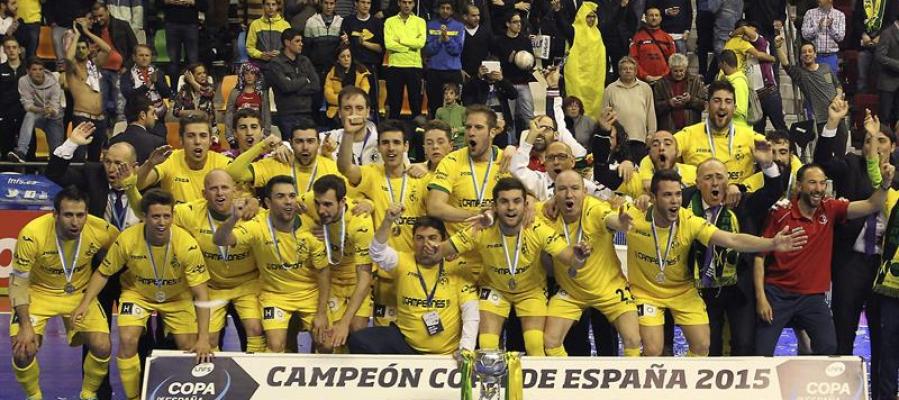El Jaén Paraíso Interior celebrando la Copa de España de fútbol sala El Jaén Paraíso Interior celebrando la Copa de España de fútbol sala
