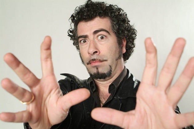 Agustín Jiménez: "Ser popular en Facebook y Twitter es como ser millonario en Monopoly" Agustín Jiménez: "Ser popular en Facebook y Twitter es como ser millonario en Monopoly"