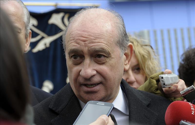 Fernández Díaz apoya el recurso contra la Delegación del Gobierno de Navarra Fernández Díaz apoya el recurso contra la Delegación del Gobierno de Navarra