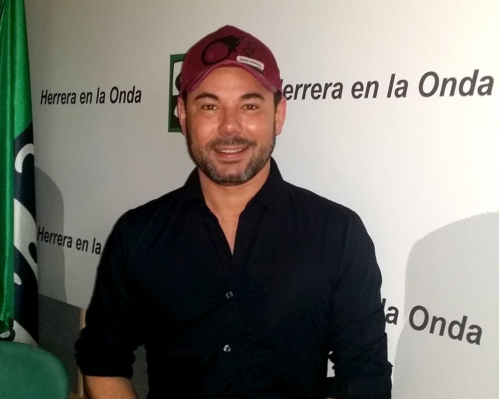 Miguel Poveda: "No hay nada más grande que el flamenco" Miguel Poveda: "No hay nada más grande que el flamenco"