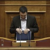 Alexis Tsipras pronuncia su discurso ante el Parlamento de Atenas