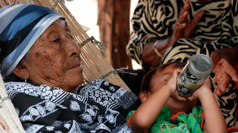 Abuela colombiana - Contraparte Abuela colombiana - Contraparte