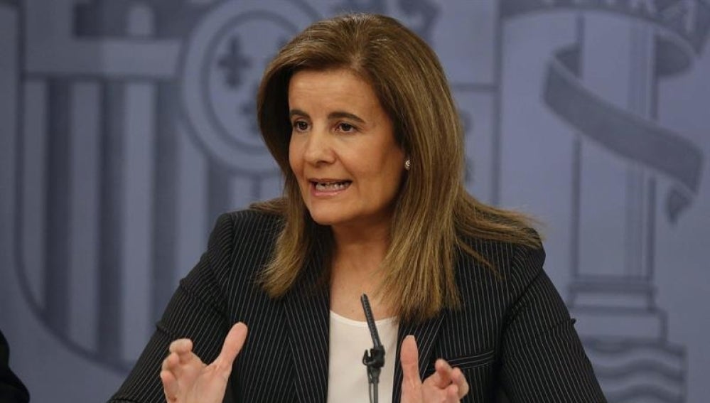 Fátima Báñez en el Consejo de ministros