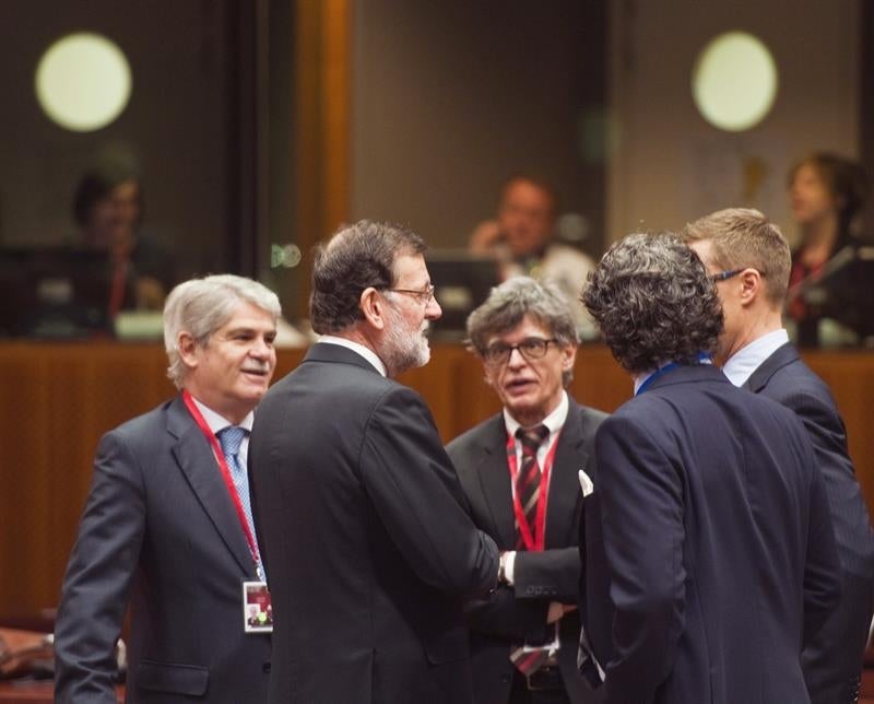 Tertulia: ¿Le conviene a Europa la salida de Grecia del euro? Tertulia: ¿Le conviene a Europa la salida de Grecia del euro?