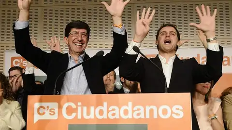 Juan Marín y Albert Rivera celebran el resultado de las elecciones en Andalucía Juan Marín y Albert Rivera celebran el resultado de las elecciones en Andalucía