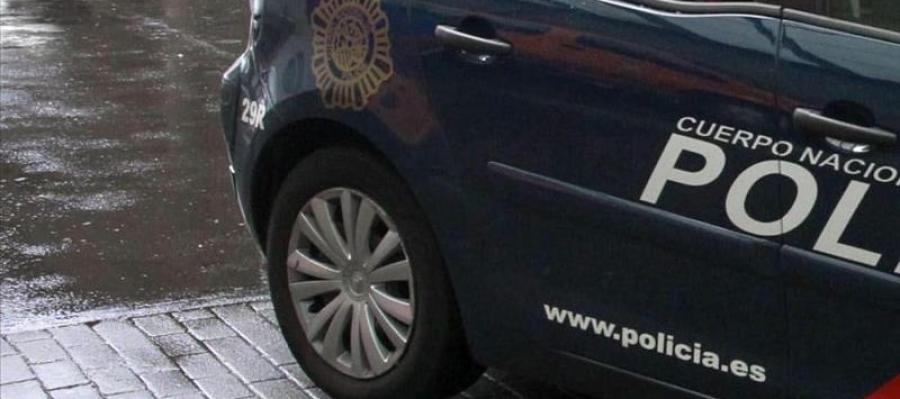 Un coche de la Policía Nacional. Un coche de la Policía Nacional.