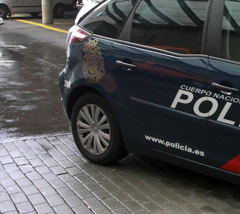 Trece detenidos acusados de intercambiar pornografía infantil en internet Trece detenidos acusados de intercambiar pornografía infantil en internet