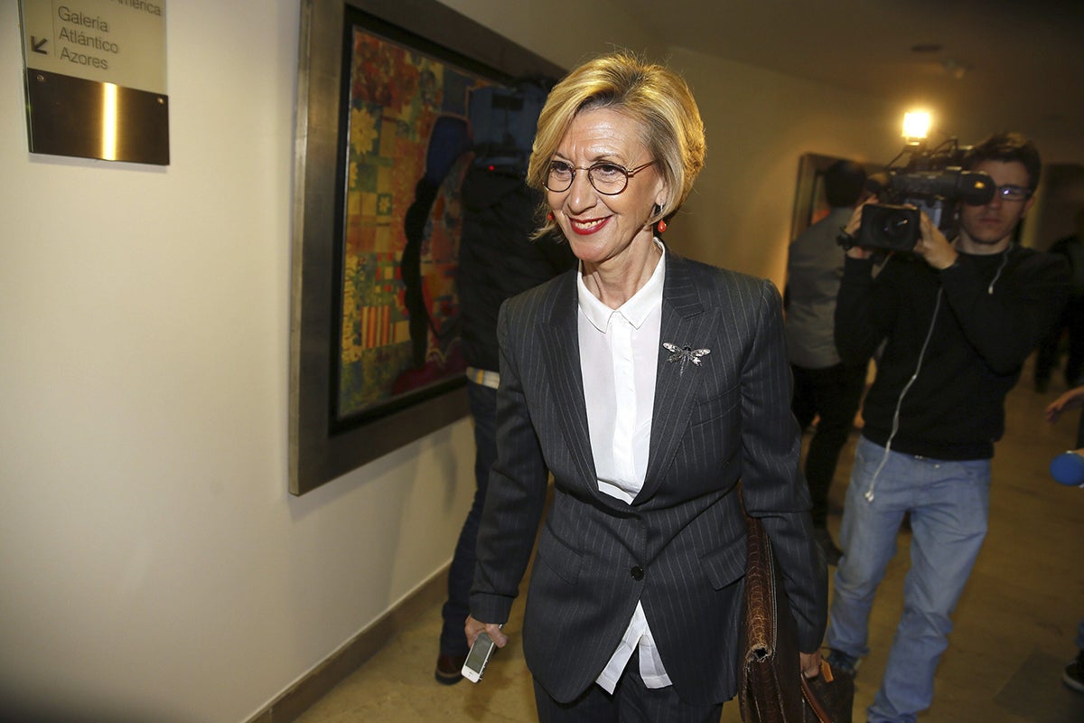 Rosa Díez anuncia su baja de UPyD y Herzog pide la disolución del partido Rosa Díez anuncia su baja de UPyD y Herzog pide la disolución del partido