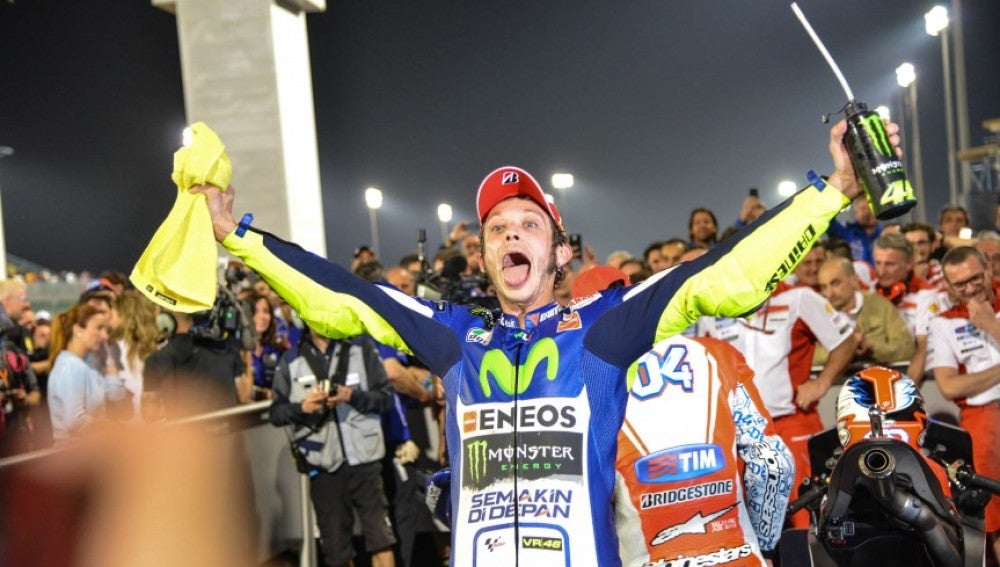 Rossi logra la victoria en Catar
