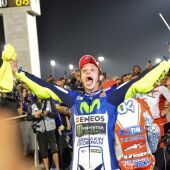 Rossi logra la victoria en Catar