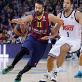 Juan Carlos Navarro, en acción ante Felipe Reyes