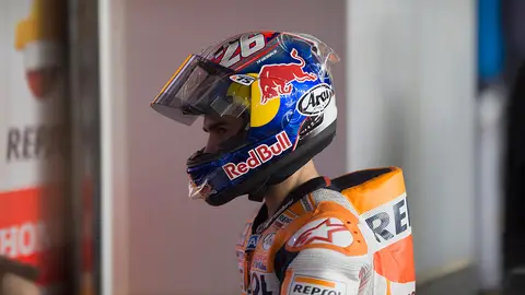 Dani Pedrosa, tras su casco Dani Pedrosa, tras su casco