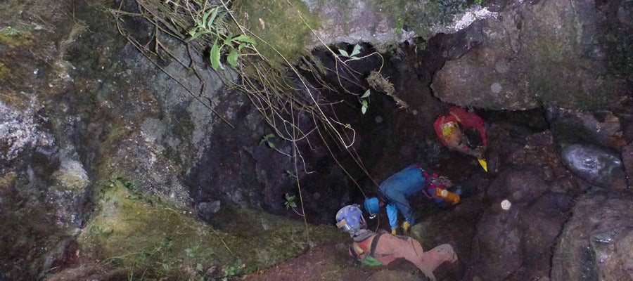 Labores de rescate en Marruecos Labores de rescate en Marruecos