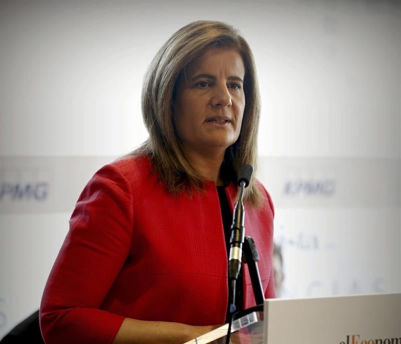 Fátima Báñez: "El empleo de calidad comienza con un contrato" Fátima Báñez: "El empleo de calidad comienza con un contrato"