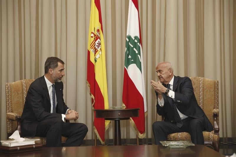 El rey Felipe VI inicia viaje oficial a Líbano donde visitará a las tropas El rey Felipe VI inicia viaje oficial a Líbano donde visitará a las tropas