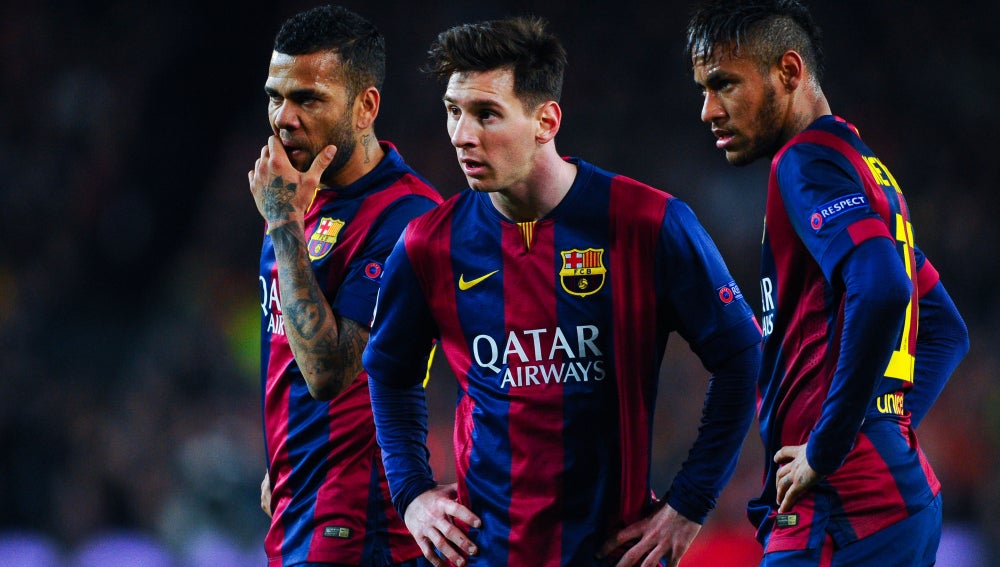 Messi, junto a Neymar y Alves