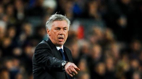 Carlo Ancelotti, en la banda