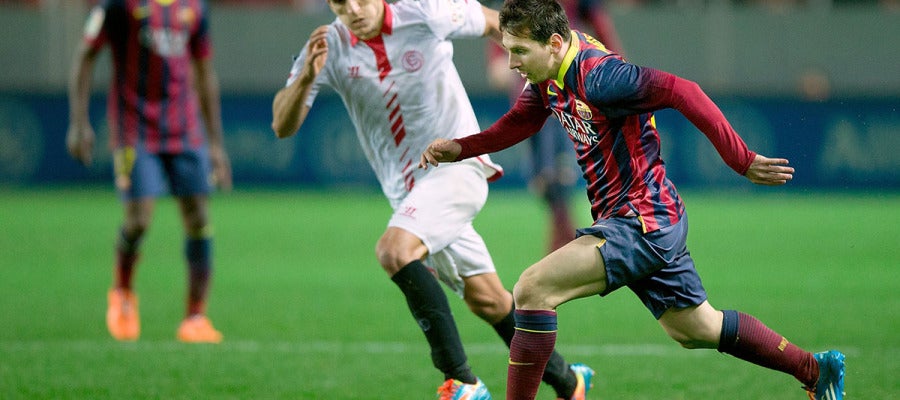 Leo Messi, en acción en el Sánchez Pizjuán Leo Messi, en acción en el Sánchez Pizjuán